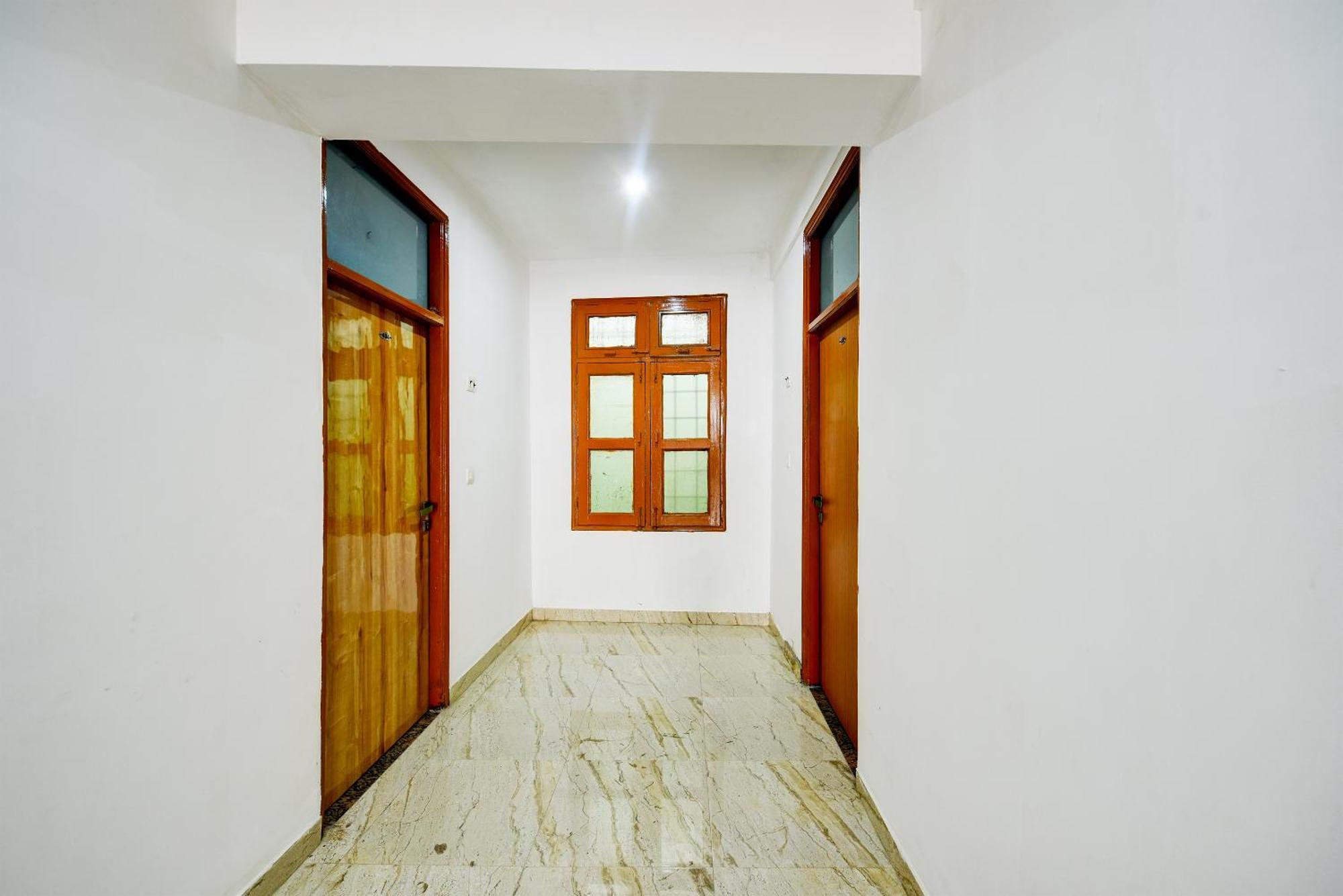 Hotel Galaxy Near Delhi Airport New Delhi Exterior foto